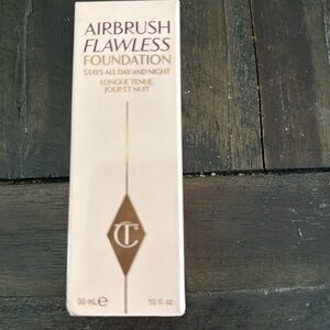 Charlotte Tilbury Airbrush Flawless Foundation-5  Neural